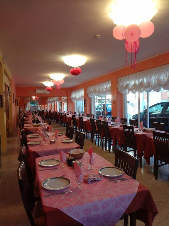 Albergo Villa Miraggio ريميني المظهر الخارجي الصورة