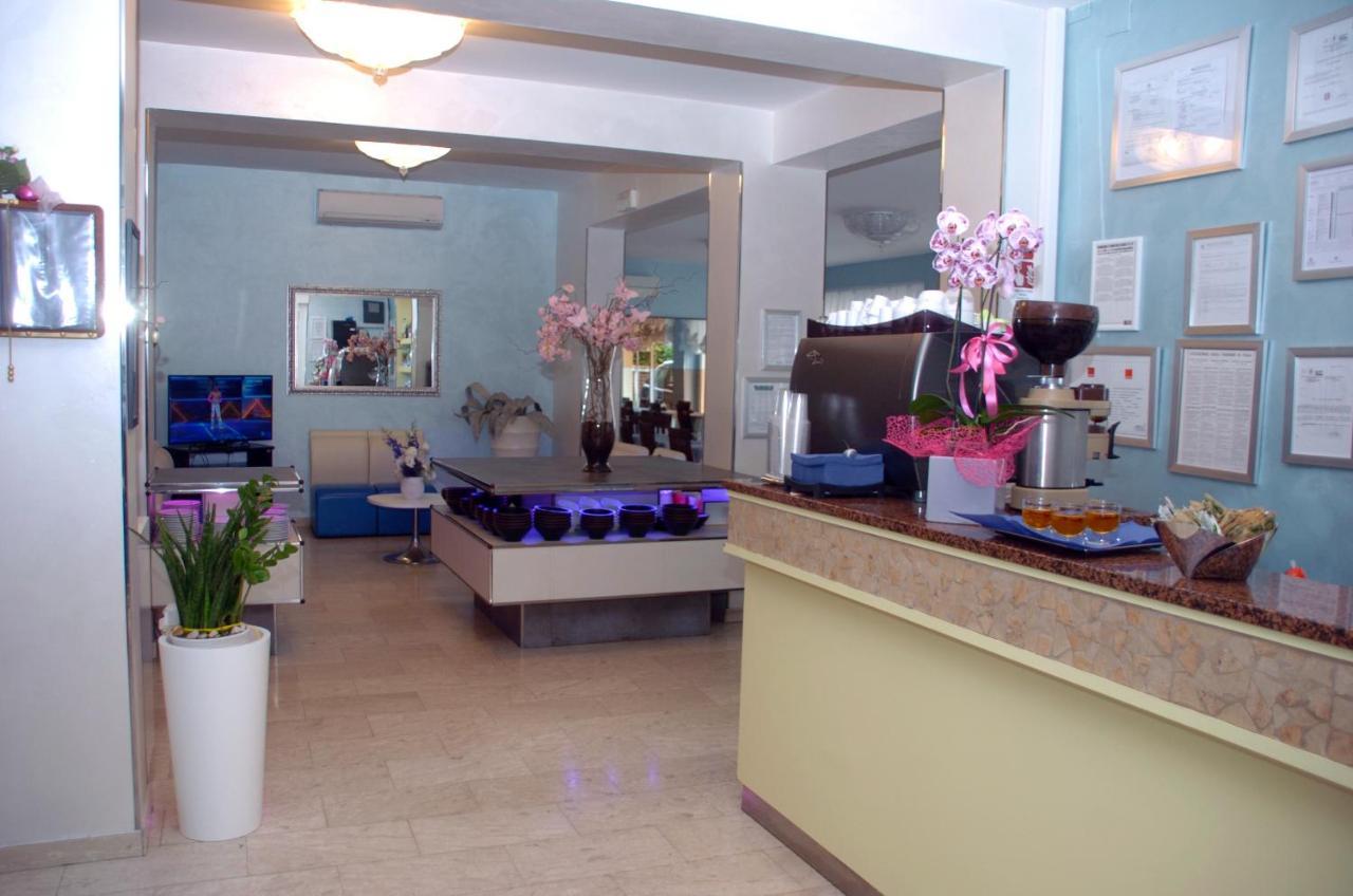 Albergo Villa Miraggio ريميني المظهر الخارجي الصورة