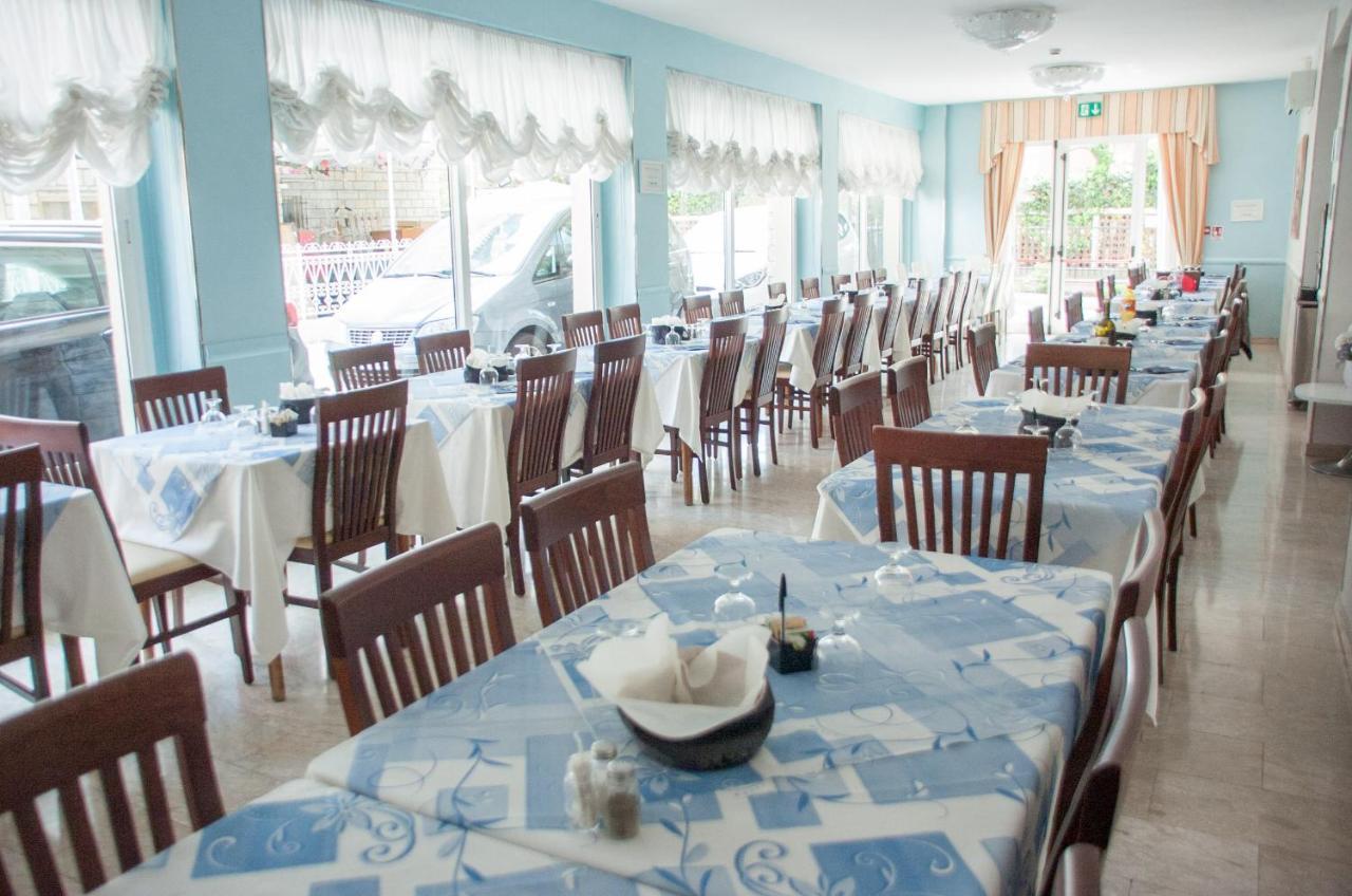 Albergo Villa Miraggio ريميني المظهر الخارجي الصورة